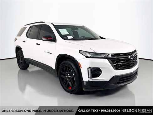 Used 2023 Chevrolet Traverse Premier w/ Redline Edition image 3