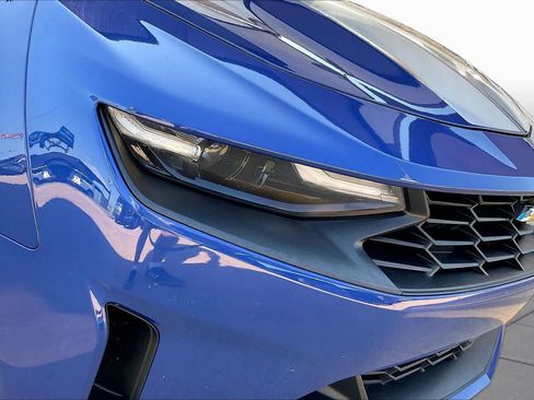 Used 2020 Chevrolet Camaro LT RWD image 26
