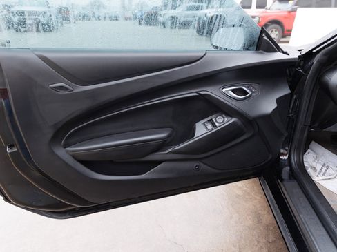 Used 2022 Chevrolet Camaro LT image 37