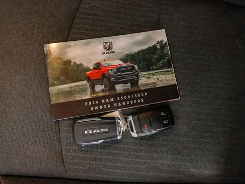 Used 2024 RAM 2500 Big Horn w/ Sport Appearance Package image 65