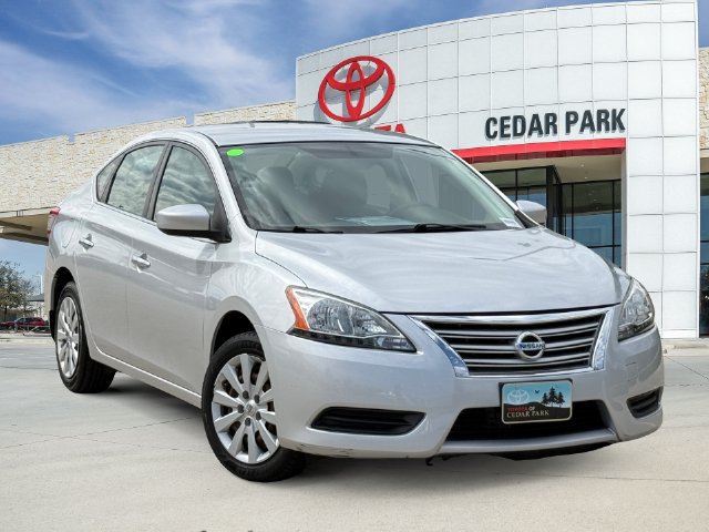 Used 2015 Nissan Sentra SV FWD image 1