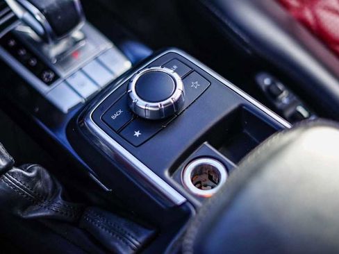 Used 2016 Mercedes-Benz G 63 AMG AMG G 63 image 26