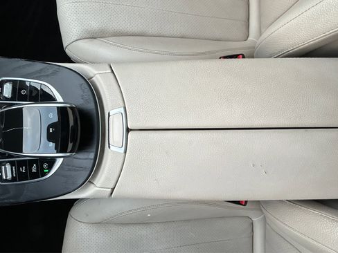 Used 2018 Mercedes-Benz E 300 image 37