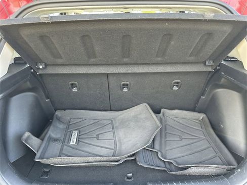 Certified 2023 Hyundai Venue SEL image 16