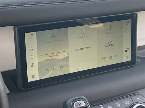 Used 2024 Land Rover Defender 110 S image 13