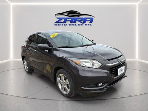 Used 2017 Honda HR-V EX image 9