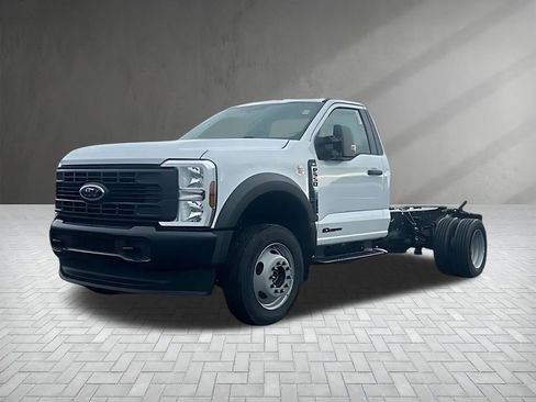 New 2025 Ford F550 XL image 3