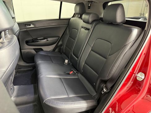 Used 2021 Kia Sportage EX w/ EX Technology Package FWD image 13