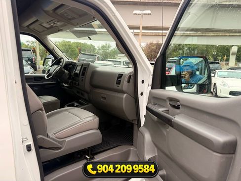 Used 2019 Nissan NV 2500 S RWD image 27