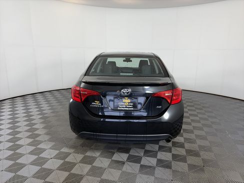 Used 2017 Toyota Corolla SE image 9