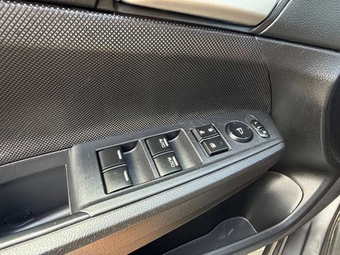 Used 2010 Honda Accord LX-P image 19