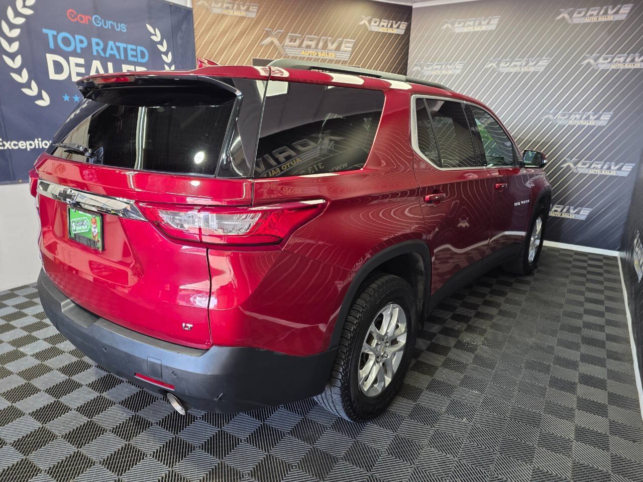 Used 2019 Chevrolet Traverse LT FWD image 16