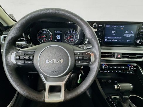 Used 2022 Kia K5 LX image 11