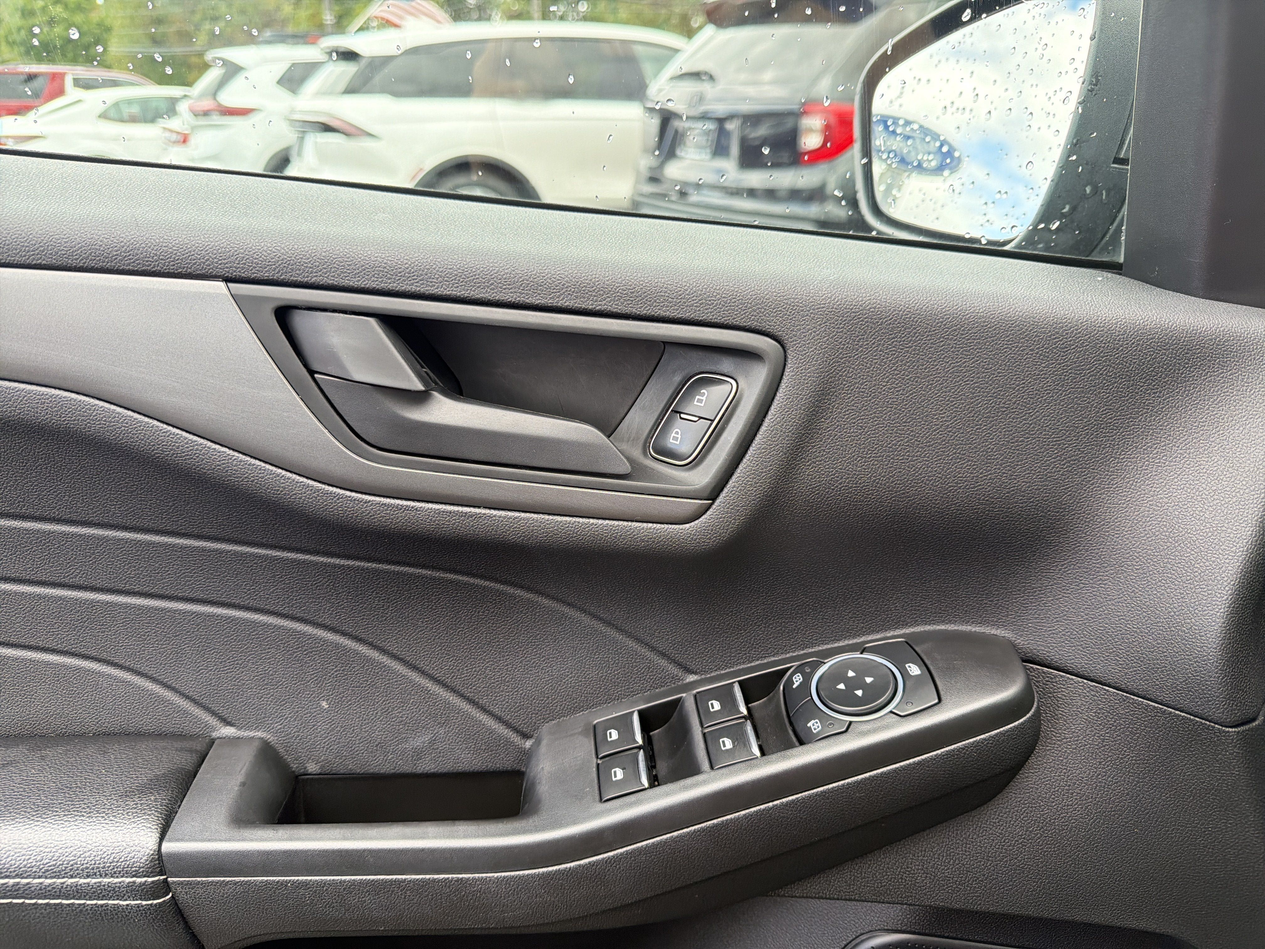 Used 2023 Ford Escape Active AWD/4WD image 15