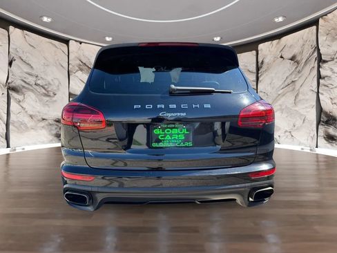 Used 2017 Porsche Cayenne Platinum Edition AWD/4WD image 6