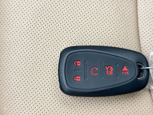 Used 2023 Chevrolet Equinox Premier image 26