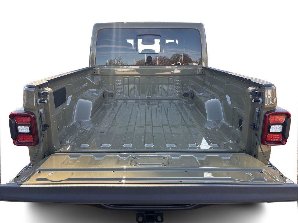 New 2026 Jeep Gladiator Rubicon AWD/4WD image 11