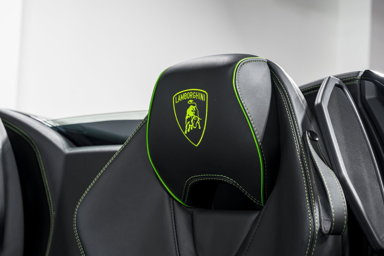 Used 2020 Lamborghini Huracan EVO AWD/4WD image 20