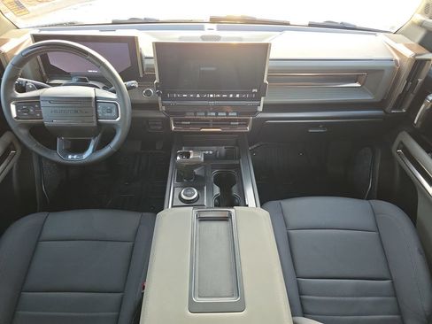 Used 2025 GMC Hummer EV 2X AWD/4WD image 9