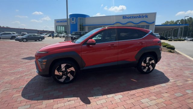 Used 2024 Hyundai Kona Limited AWD/4WD image 7