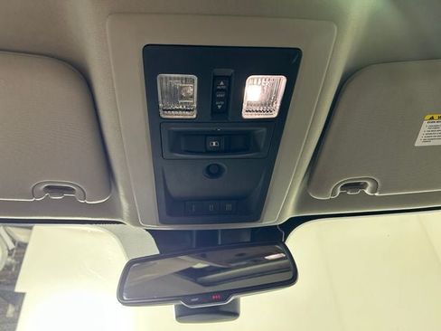 Used 2017 RAM 1500 Laramie w/ Convenience Group AWD/4WD image 24