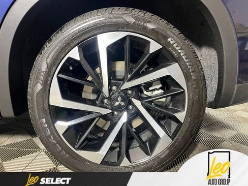 Used 2024 Mitsubishi Outlander SE AWD/4WD image 28