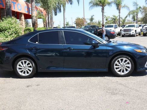 Used 2021 Toyota Camry LE FWD image 10