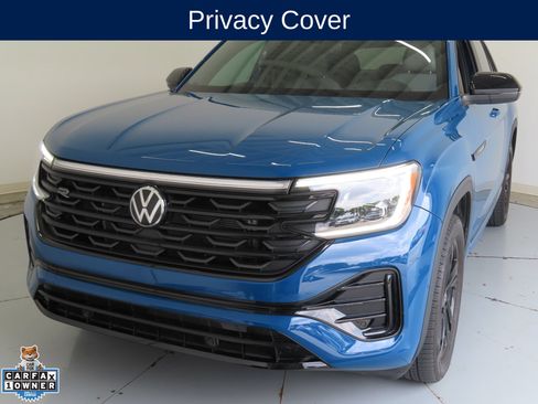 Certified 2025 Volkswagen Atlas Cross Sport SEL R-Line AWD/4WD image 8