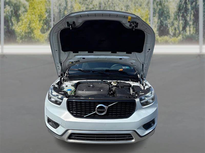 Used 2021 Volvo XC40 T5 R-Design AWD/4WD image 11