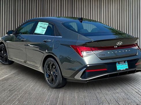 New 2026 Hyundai Elantra SEL Sport Premium w/ Cargo Package FWD image 3