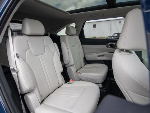 Used 2026 Kia Sorento X-Line EX AWD/4WD image 17
