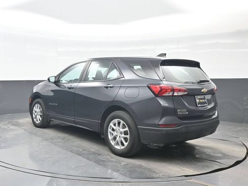 Used 2022 Chevrolet Equinox LS AWD/4WD image 4