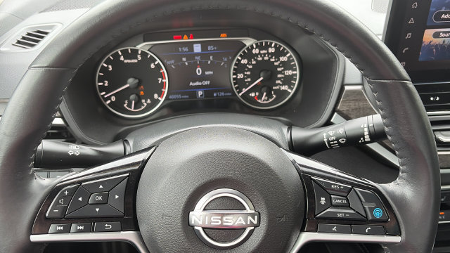 Used 2023 Nissan Altima 2.5 SV w/ SV Premium Package AWD/4WD image 23