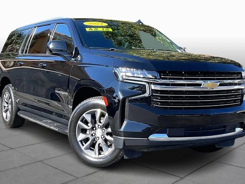 Used 2021 Chevrolet Suburban LT image 2