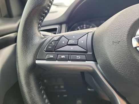 Certified 2022 Nissan Rogue Sport SV FWD image 24