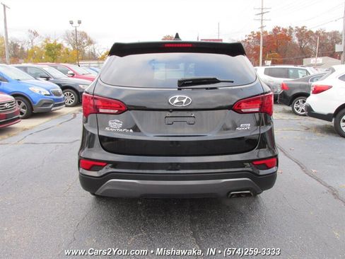 Used 2017 Hyundai Santa Fe Sport image 5