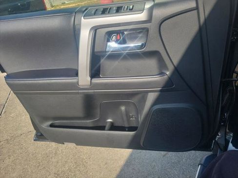 Certified 2023 Toyota 4Runner SR5 Premium w/ Moonroof Package image 10