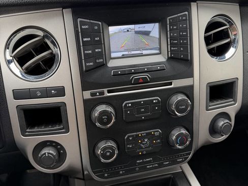 Used 2017 Ford Expedition EL XLT image 15