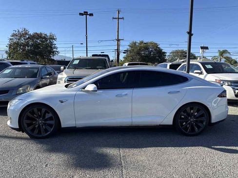 Used 2013 Tesla Model S Performance RWD image 6