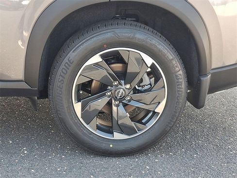 New 2026 Nissan Rogue SV image 6