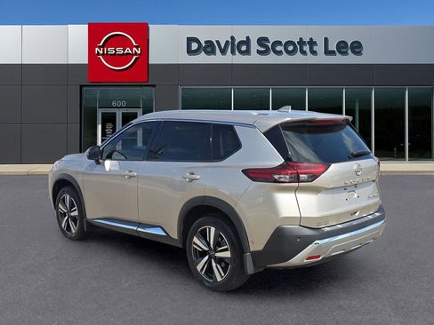 Used 2023 Nissan Rogue Platinum w/ Platinum Premium Package image 9