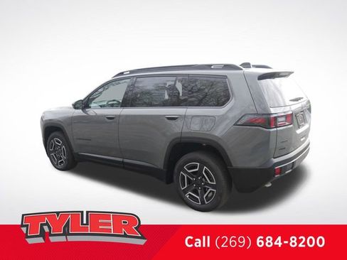 New 2026 Jeep Cherokee Laredo AWD/4WD image 5