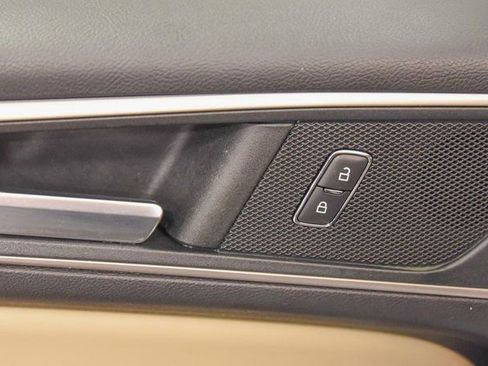 Used 2022 Ford Edge SEL w/ Convenience Package image 17