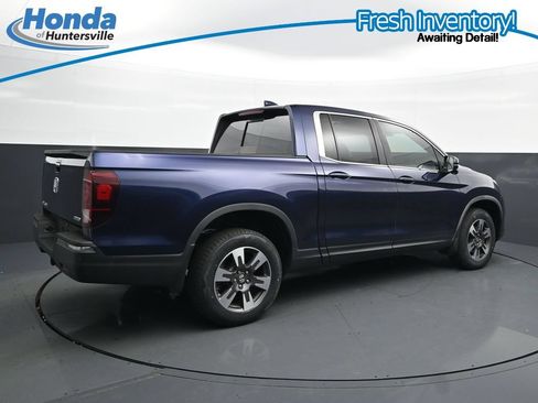 Used 2019 Honda Ridgeline RTL-T image 10