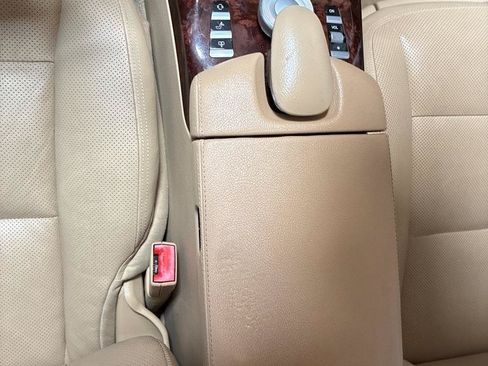 Used 2011 Mercedes-Benz S 550 image 16