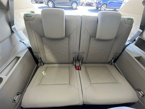 New 2026 Volkswagen Atlas SE image 26