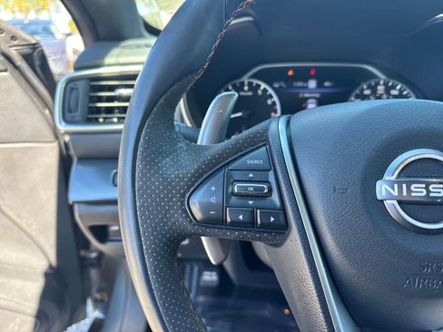 Certified 2023 Nissan Maxima SR w/ Sport Mat Group image 15
