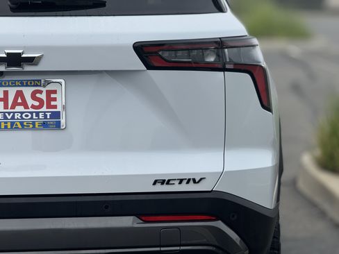 Certified 2026 Chevrolet Equinox ACTIV w/ LPO, Floor Liner Package image 8