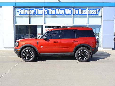 Used 2023 Ford Bronco Sport Outer Banks w/ Tech Package AWD/4WD image 7