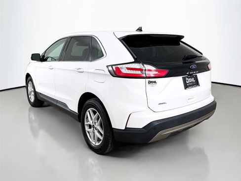 Used 2024 Ford Edge SEL AWD/4WD image 10